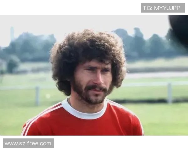 2011年足球百大球星评选揭晓:谁是全球最顶尖的足球巨星? 2011年足球百大球星评选揭晓:谁是全球最顶尖的足球巨星?