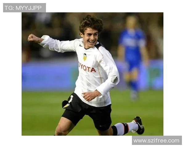 4月8日出生的足球球星们:从传奇到未来之星的辉煌足迹 4月8日出生的足球球星们:从传奇到未来之星的辉煌足迹